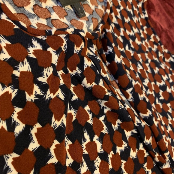 J Crew Burgundy Pattern Ruffle Viscose Blouse - Picture 3 of 8